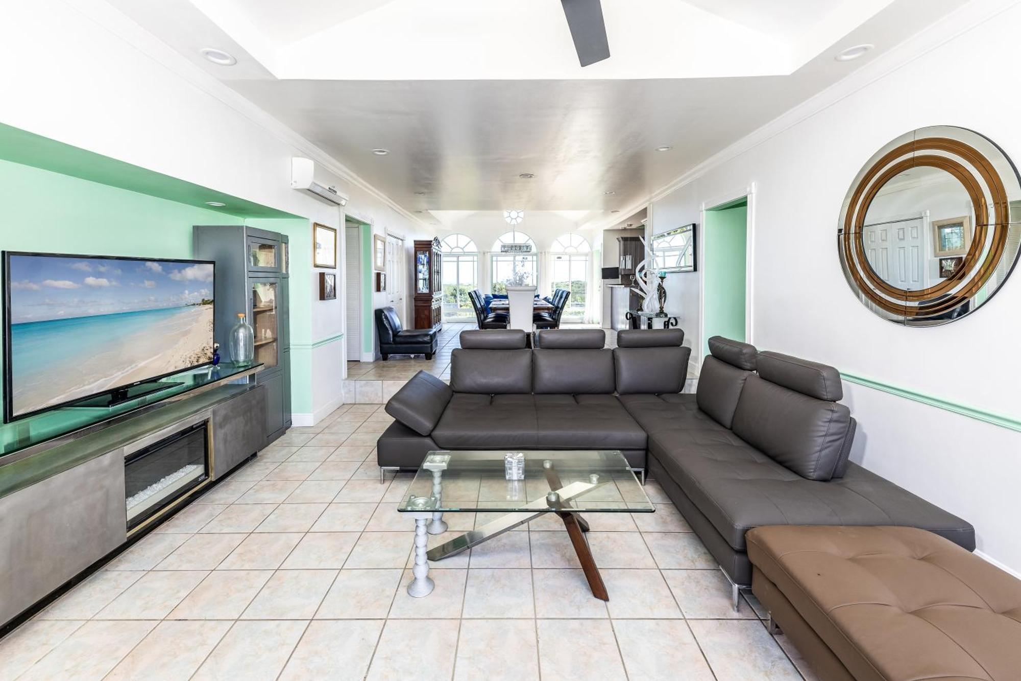 Waterside Home, Shaded Whirlpool Spa, Outdoor Dining, Smart Tv, Amazon Prime Five Cays Settlement Exterior foto